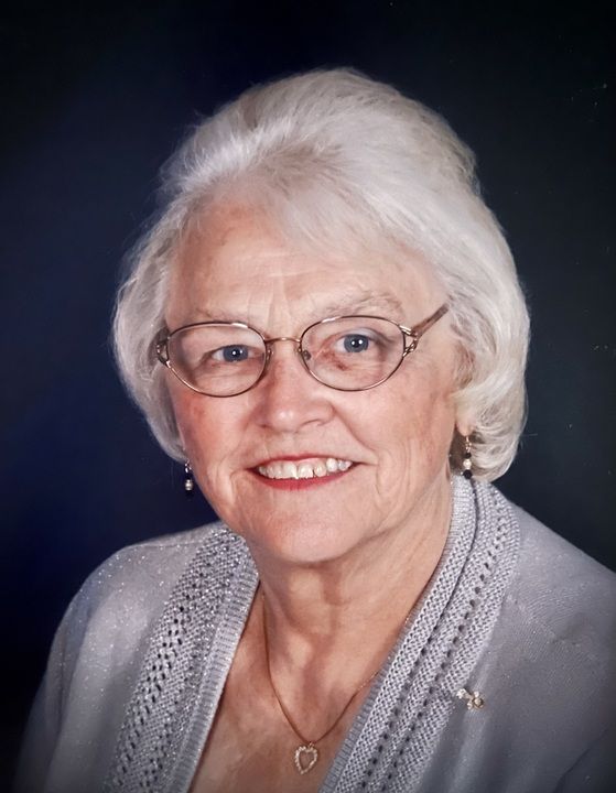 carolyn perich