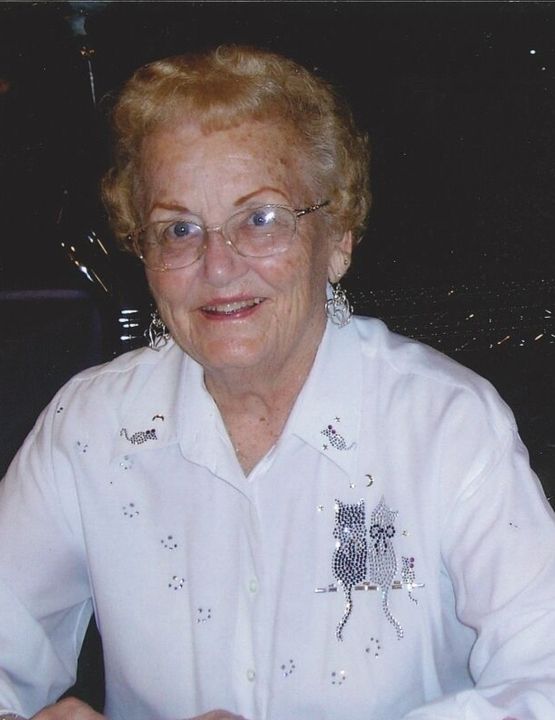 maxine holt